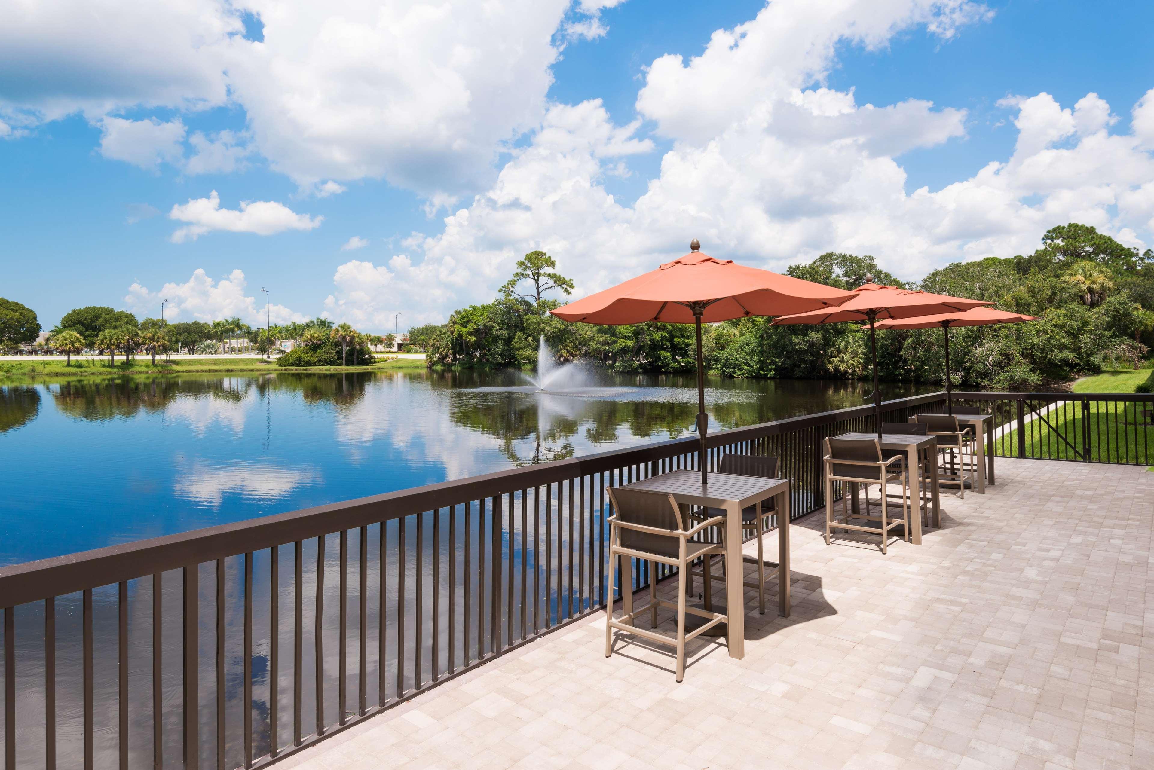 Hampton Inn Bonita Springs Naples North Exterior photo