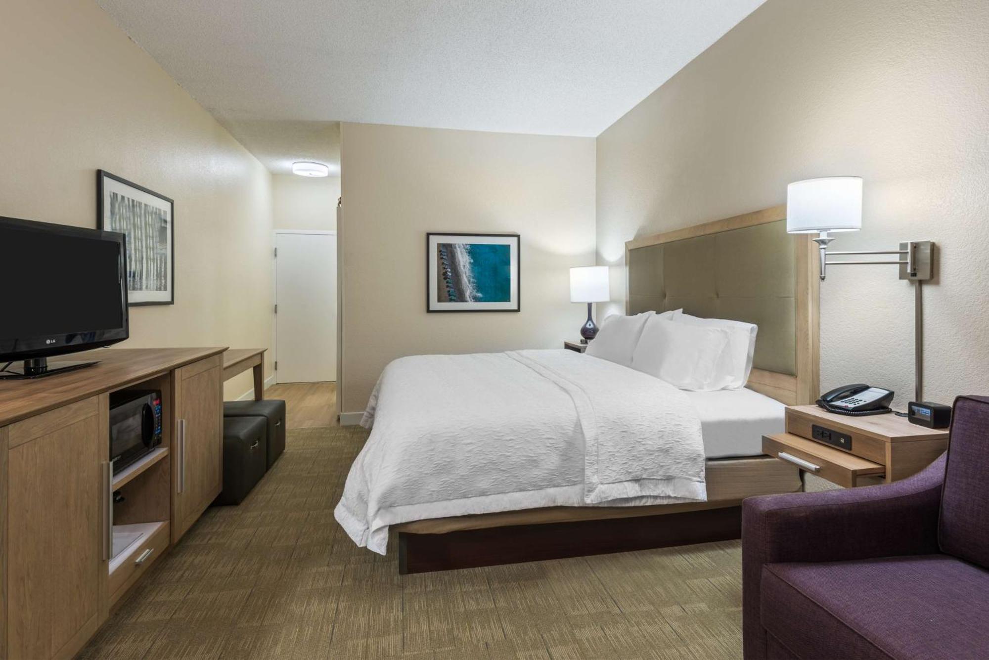 Hampton Inn Bonita Springs Naples North Exterior photo
