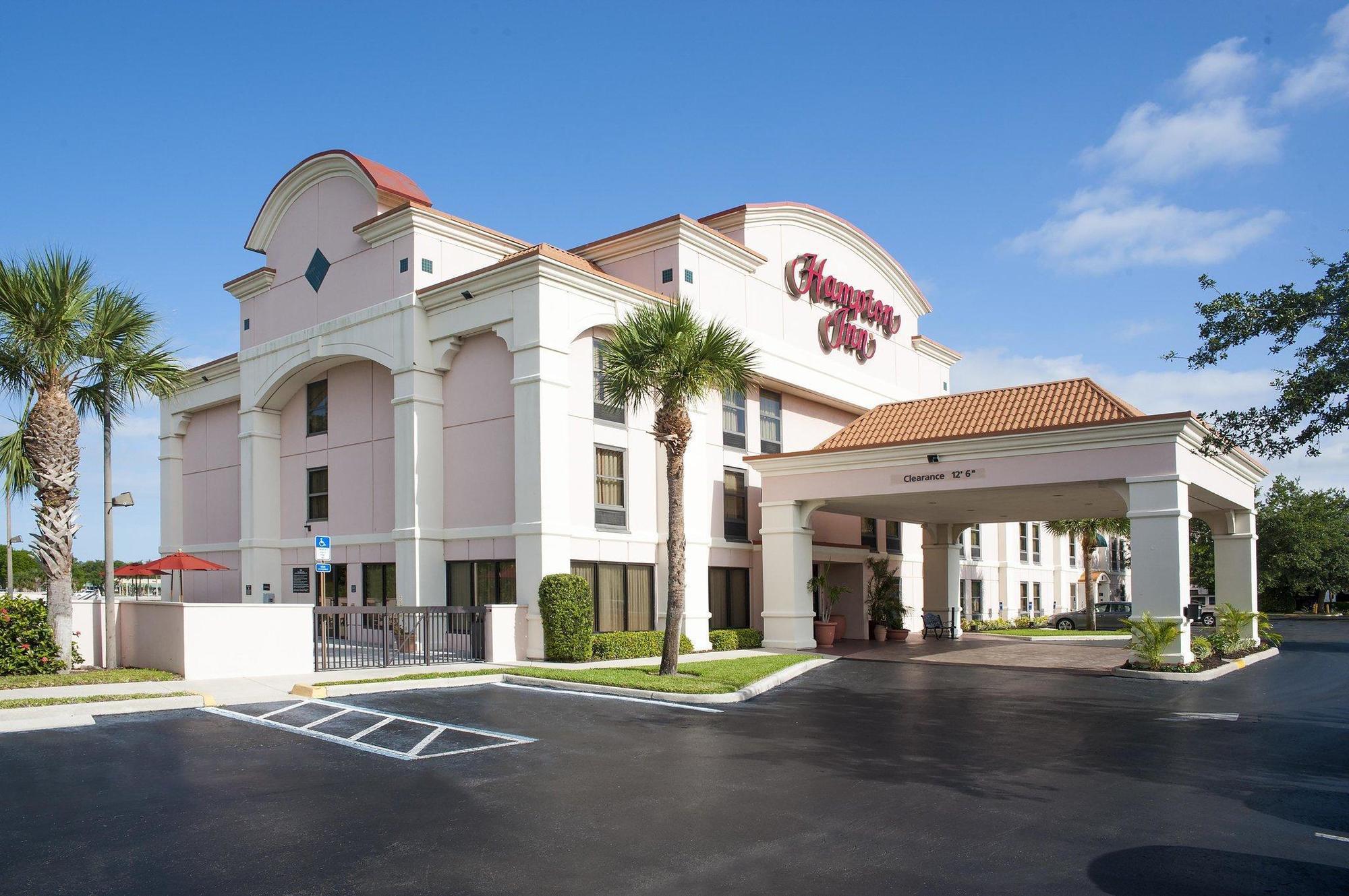 Hampton Inn Bonita Springs Naples North Exterior photo