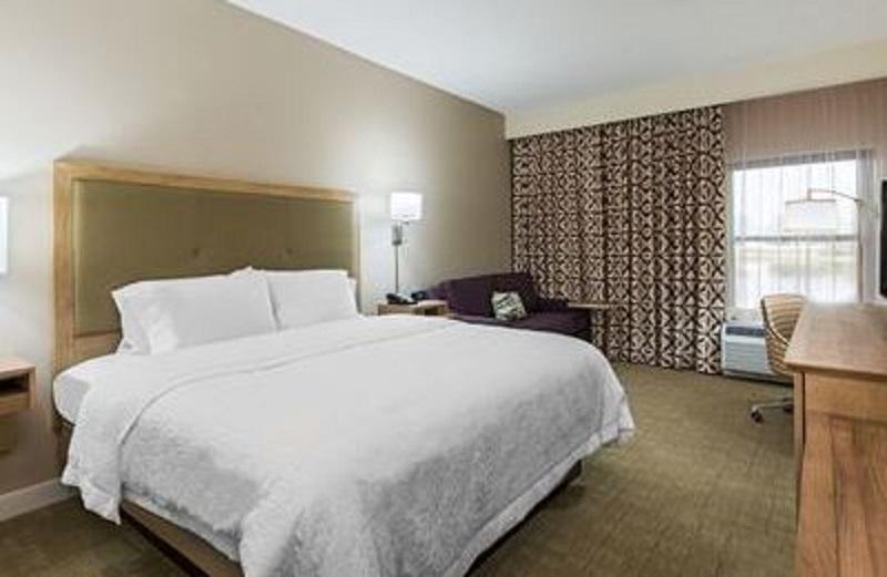Hampton Inn Bonita Springs Naples North Exterior photo